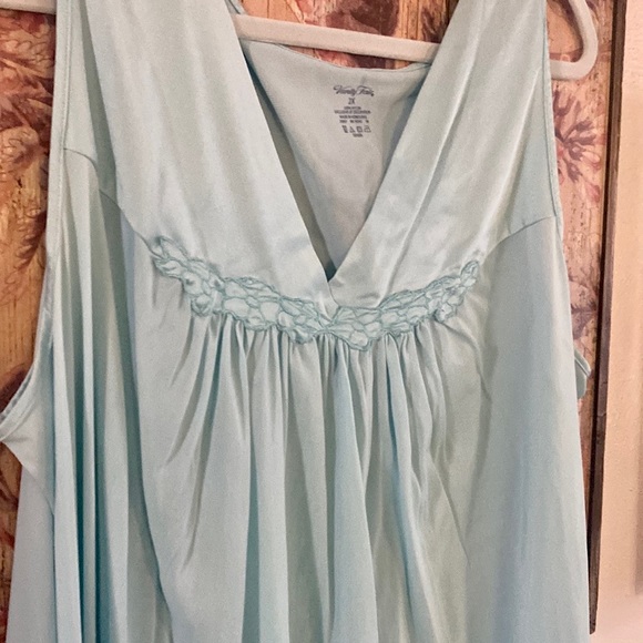 70s 80S VINTAGE VANITY FAIR STRETCH SKY BLUE SILKY MAXI DRESS SLEEP LOUNGEWEAR - Picture 7 of 12